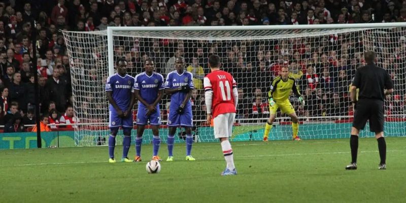 Hiểu rõ các quy định đá phạt gián tiếp theo quy định